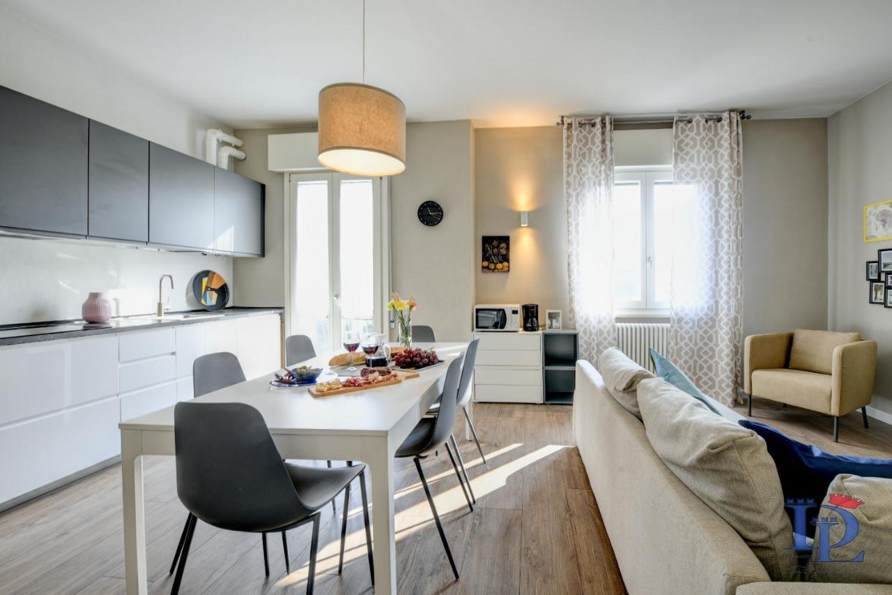 Desenzanoloft Official Partner Marriott Homes & Villas - Bacco Family Apartment Desenzano del Garda Kültér fotó