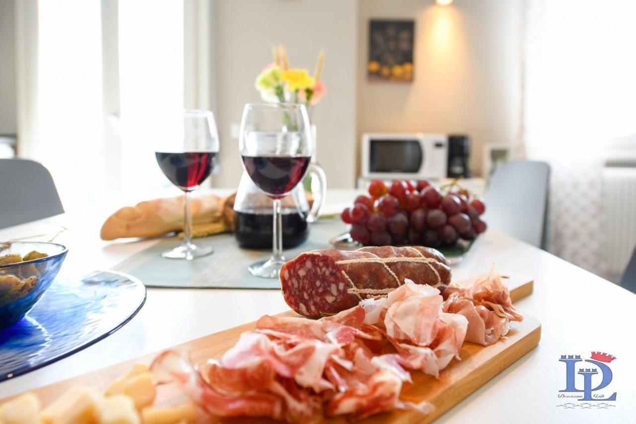 Desenzanoloft Official Partner Marriott Homes & Villas - Bacco Family Apartment Desenzano del Garda Kültér fotó