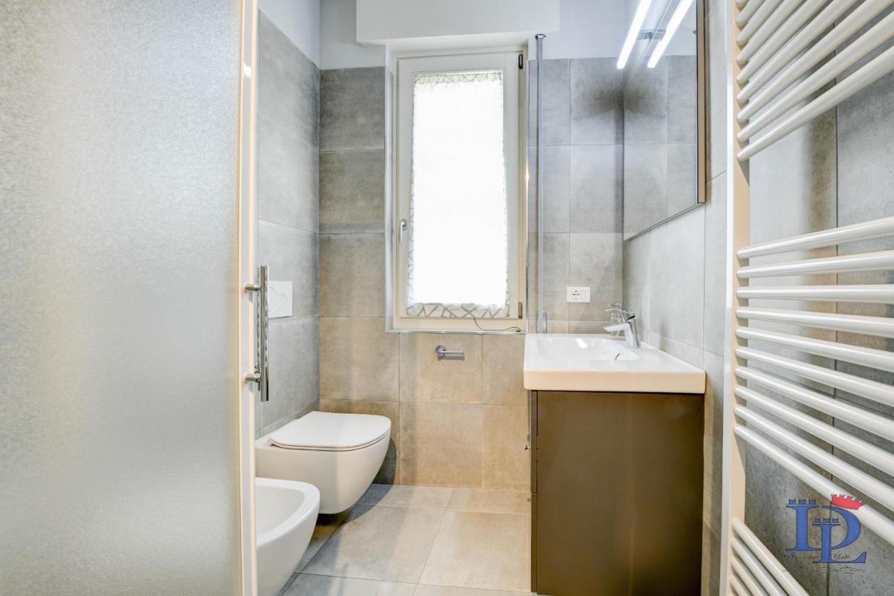 Desenzanoloft Official Partner Marriott Homes & Villas - Bacco Family Apartment Desenzano del Garda Kültér fotó